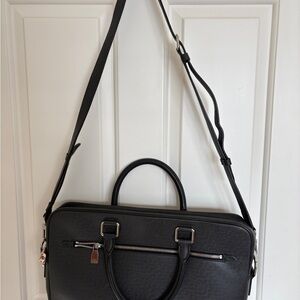 Louis Vuitton Taiga Black Leather Briefcase with Shoulder Strap